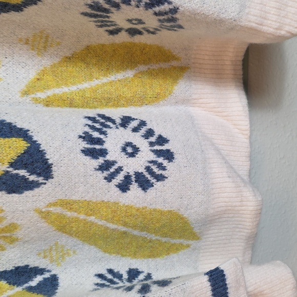 POL V-Neck Oversized Sweater Large Abstract Floral Cream Jacquard NEW - Picture 6 of 14